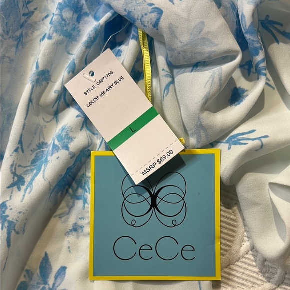 Floral Off-Shoulder Blouse - Blue and White. NWT. Size Large - Picture 6 of 12